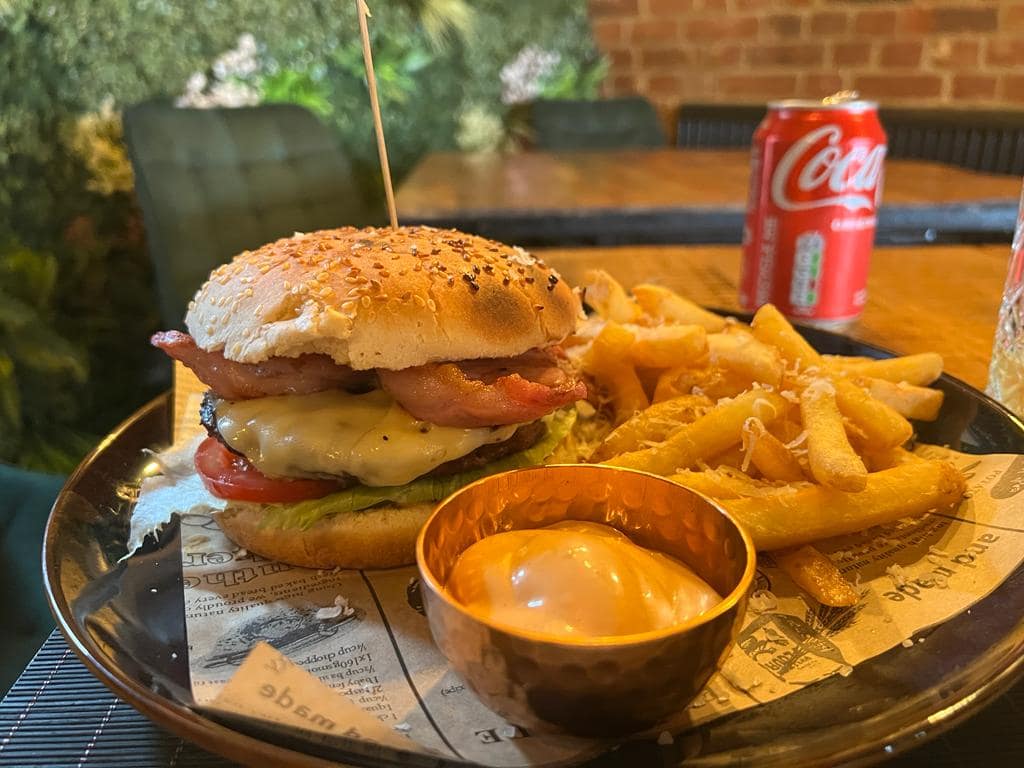 Burger La Cabana